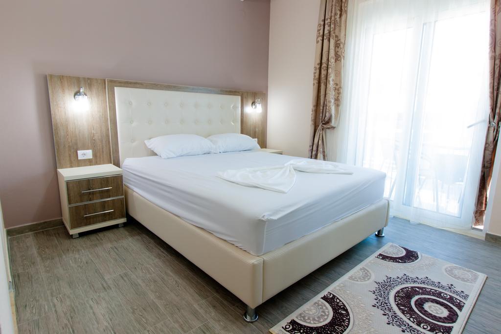 A3 Apartments 乌尔齐尼 外观 照片